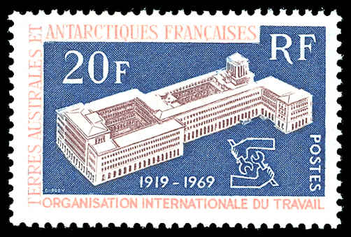 Lot 81124 - 35